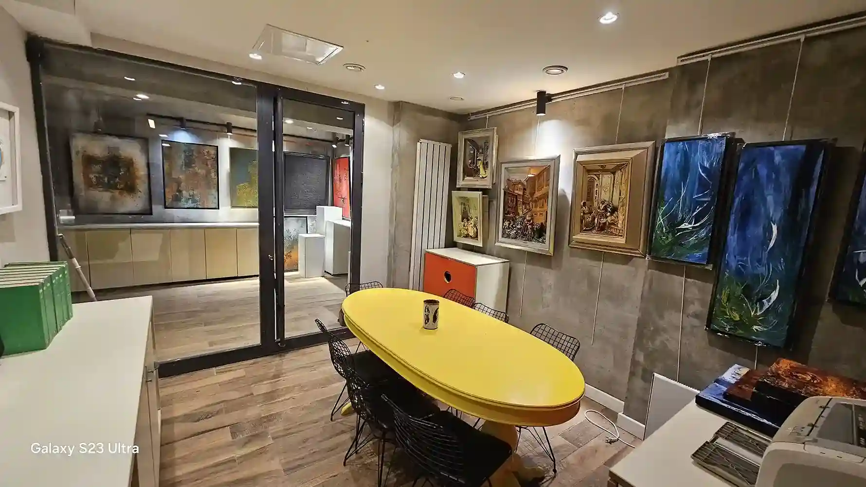 Moda Salonu - Galeri Görseli