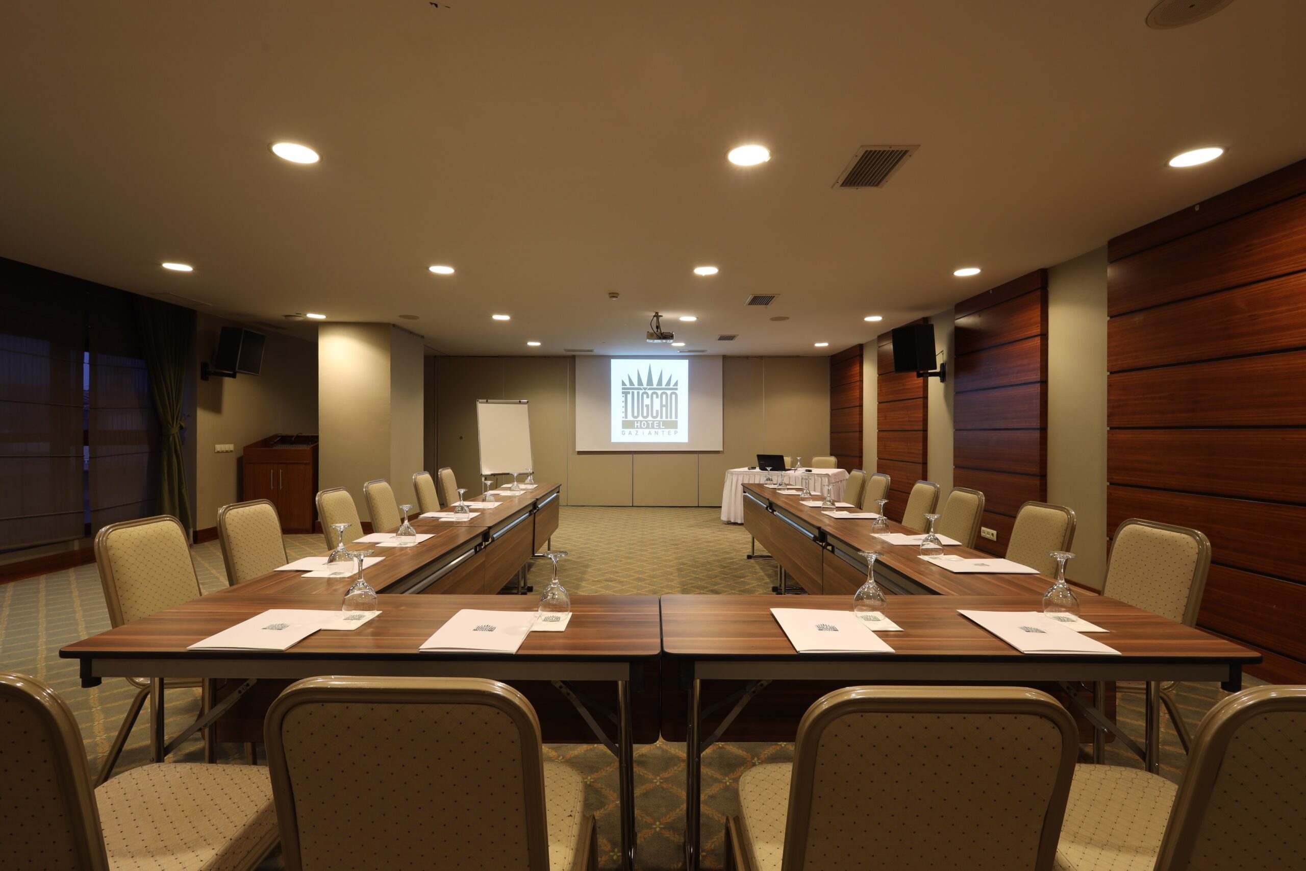 Anatolia Seminar Hall - Gallery Image