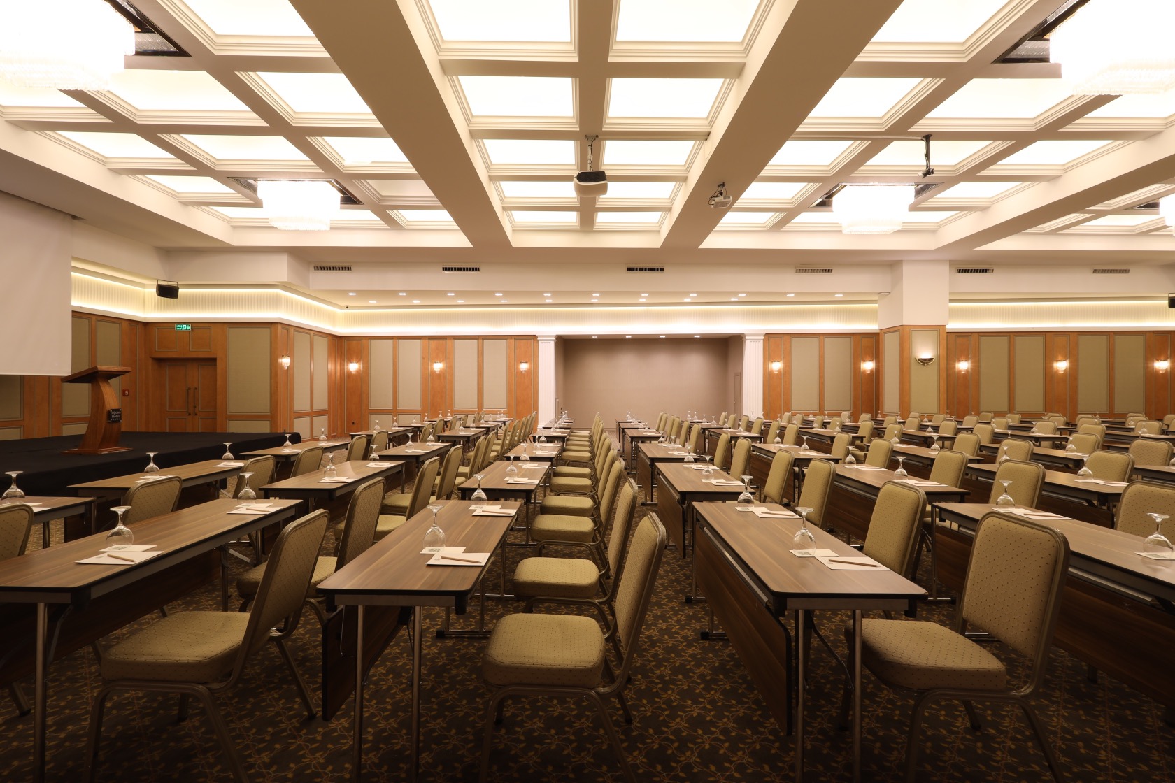 Euphrates Ballroom - Gallery Image