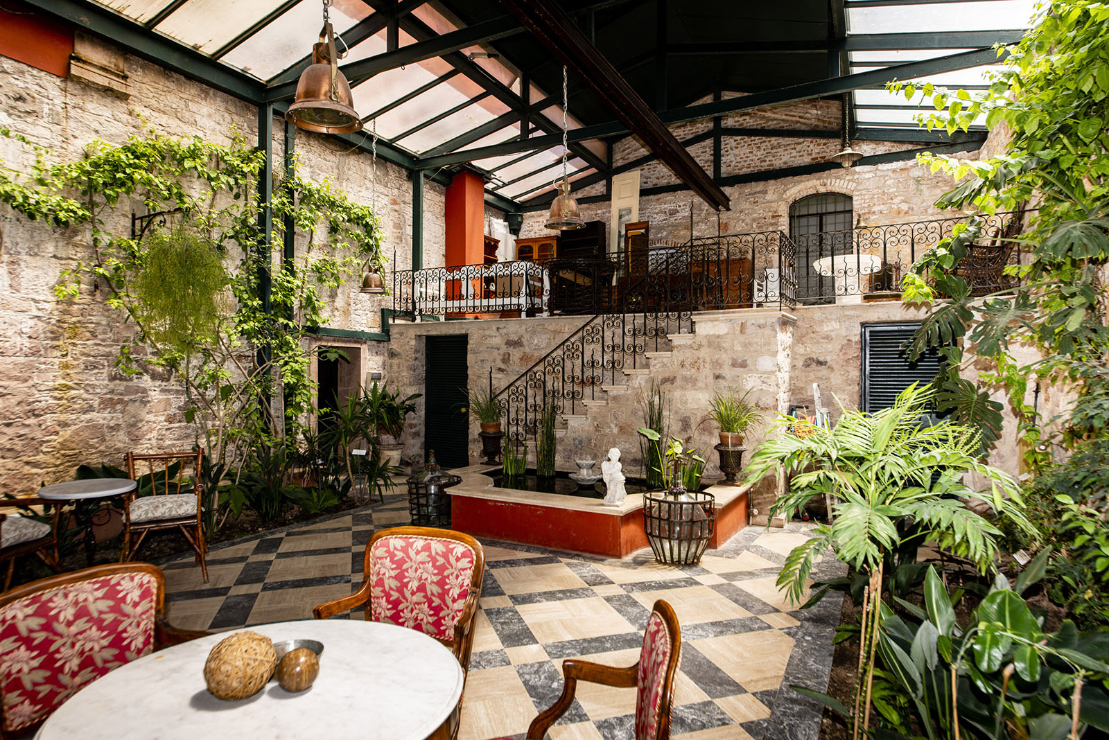 Ayvalık Sanat Kültür Eğitim Vakfı