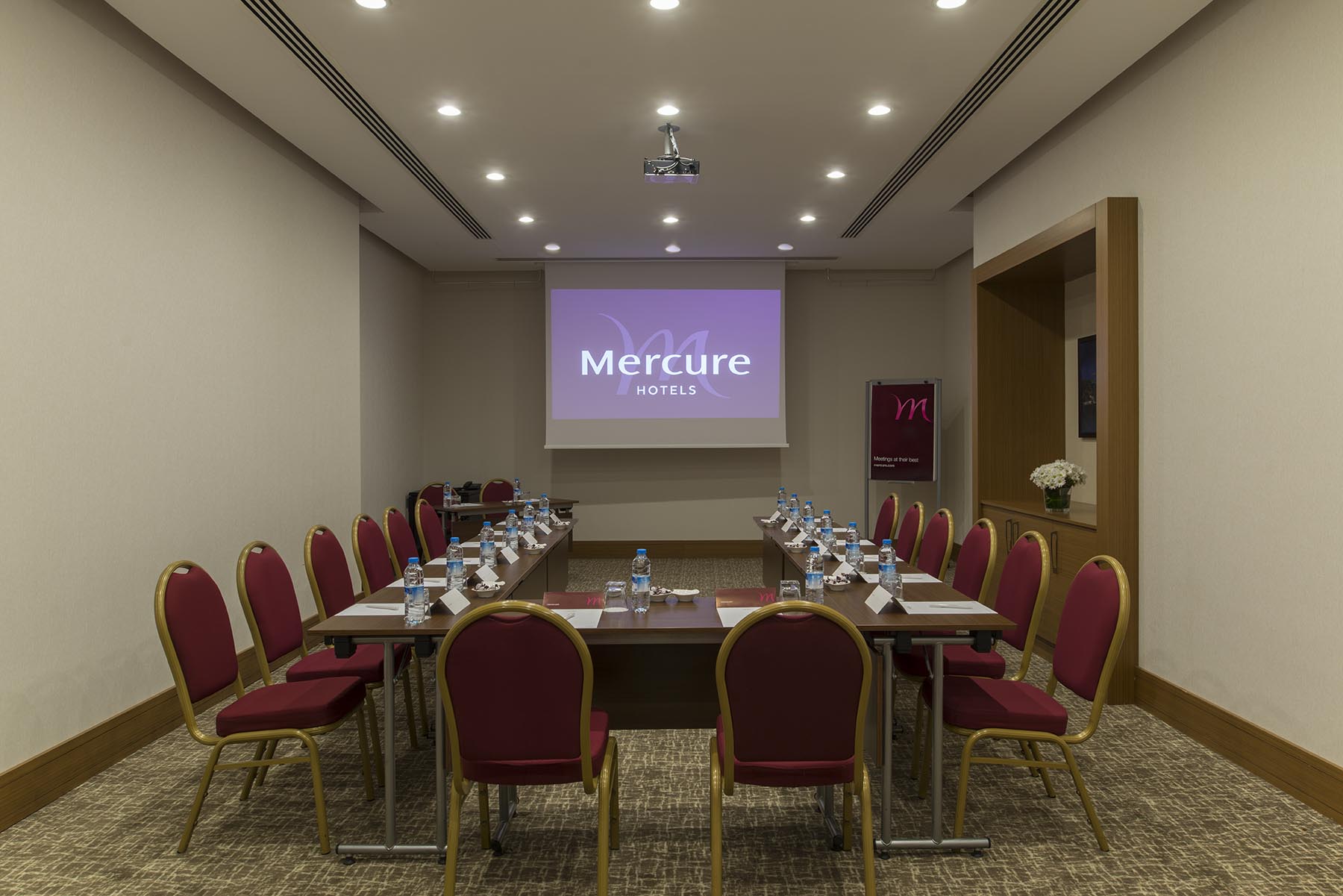 Atakoy Meeting Room - Room Image