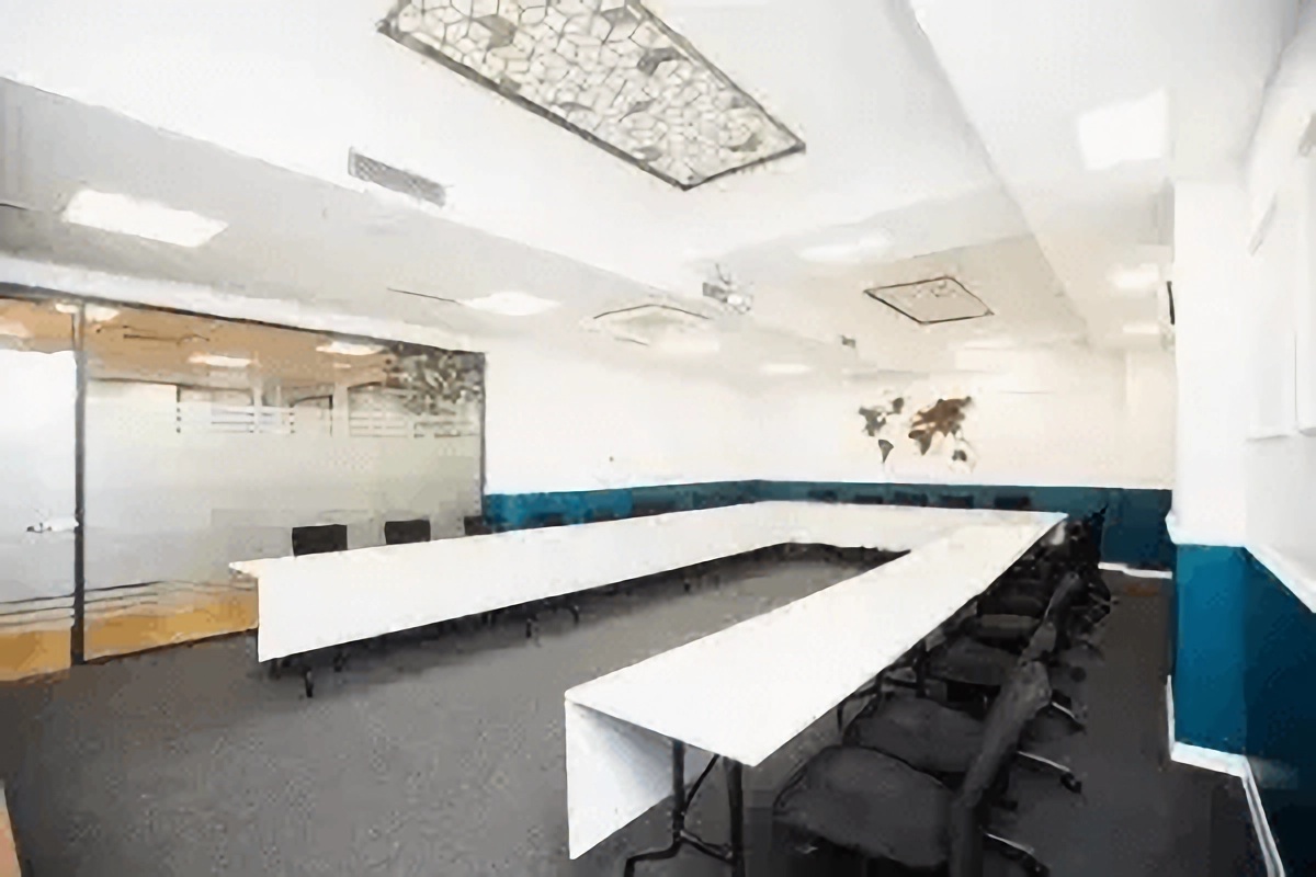 Arya Plaza II - Gallery Image