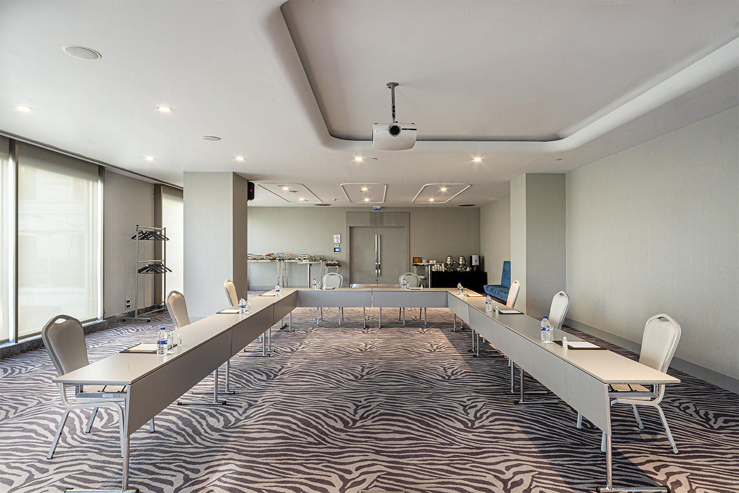 Europe 2 Hall - Gallery Image