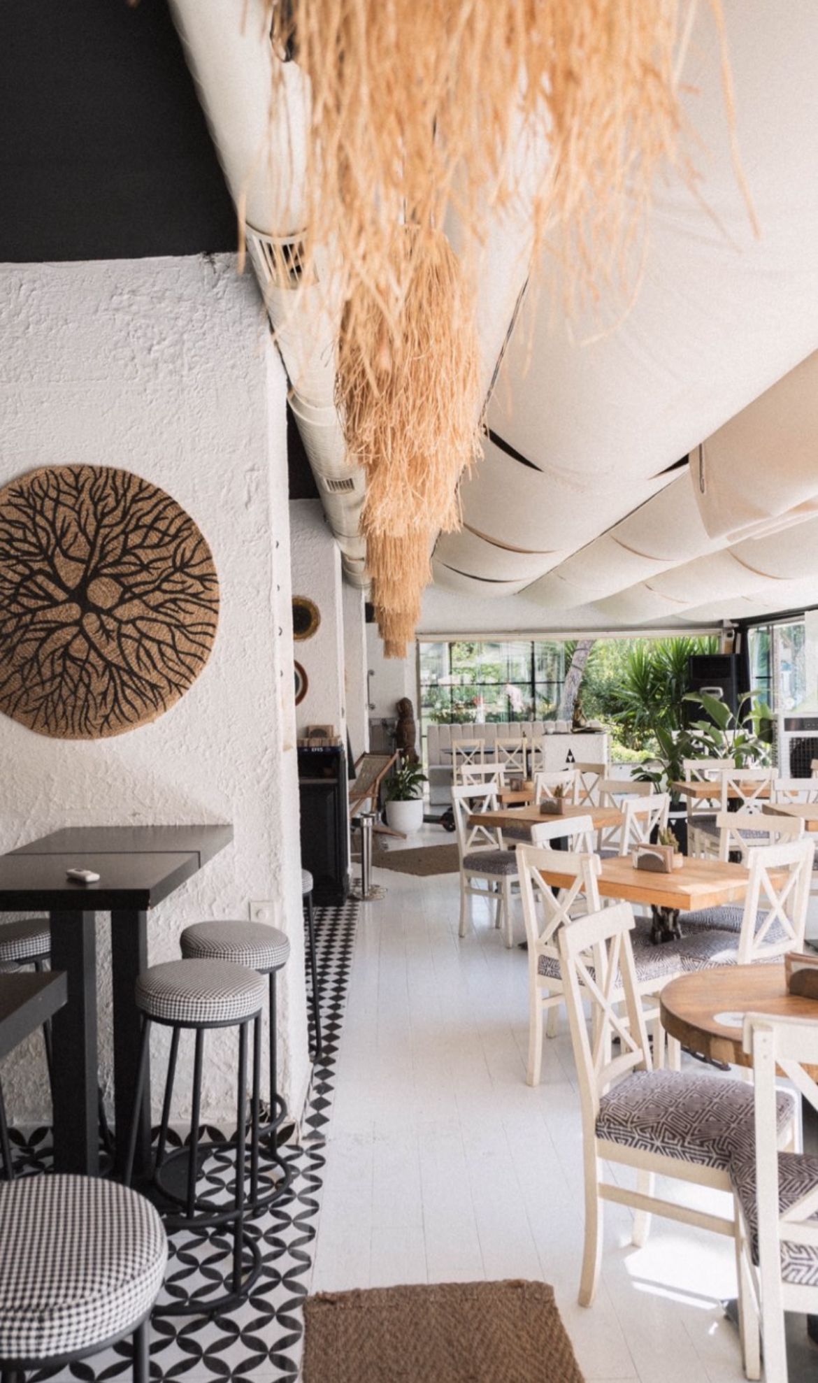 Aya Restaurant Bostanlı