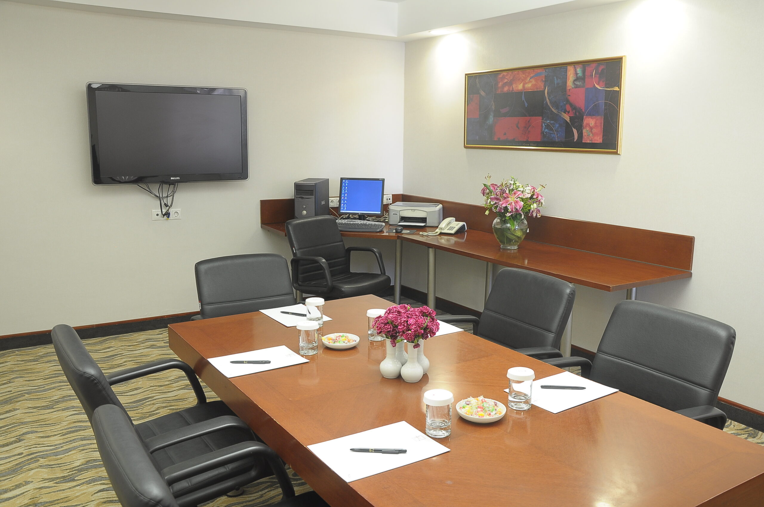 Business Center - Oda Görseli