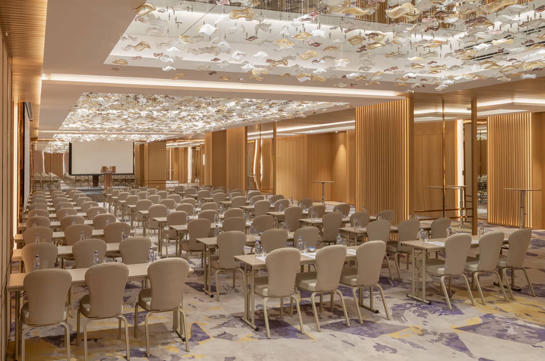 Mövenpick Hotel İstanbul Bosphorus