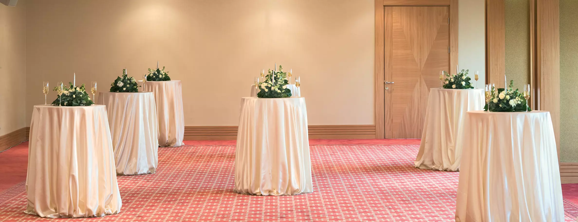 Balloon Hall 1 - Room Image