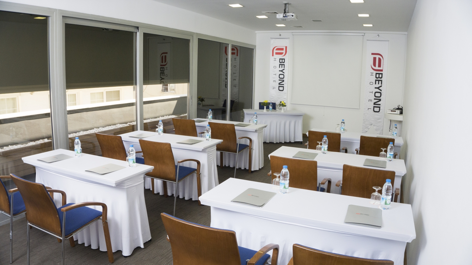 HR Hall - Gallery Image