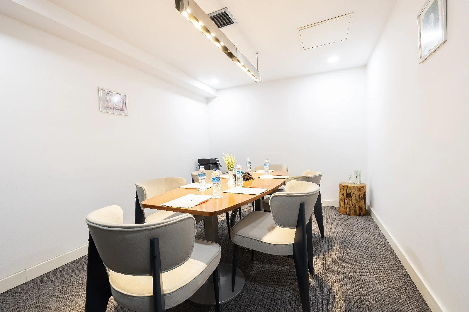 Snow Hall - Gallery Image