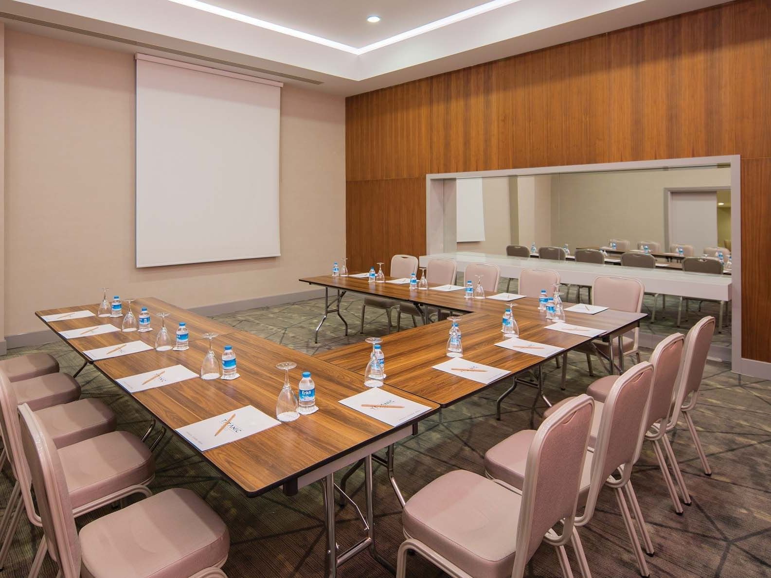 Black Sea II - Oda Görseli