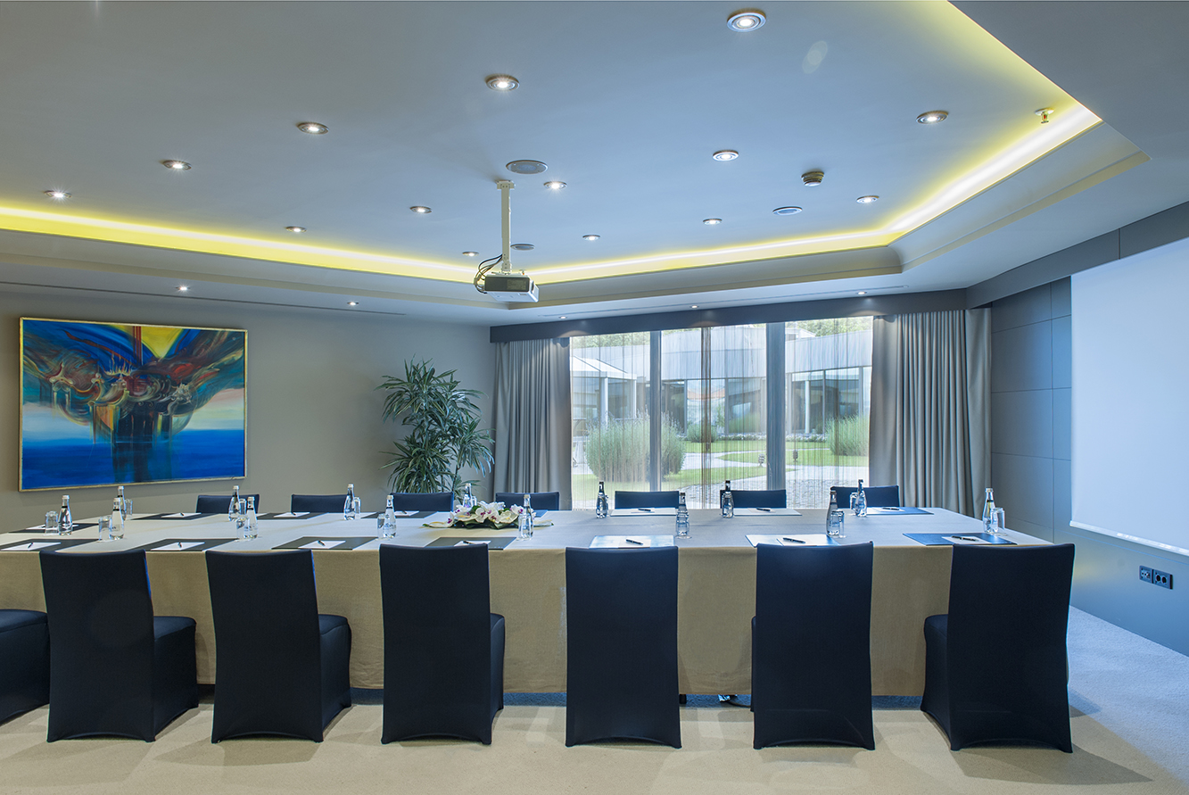 Boardroom - Oda Görseli