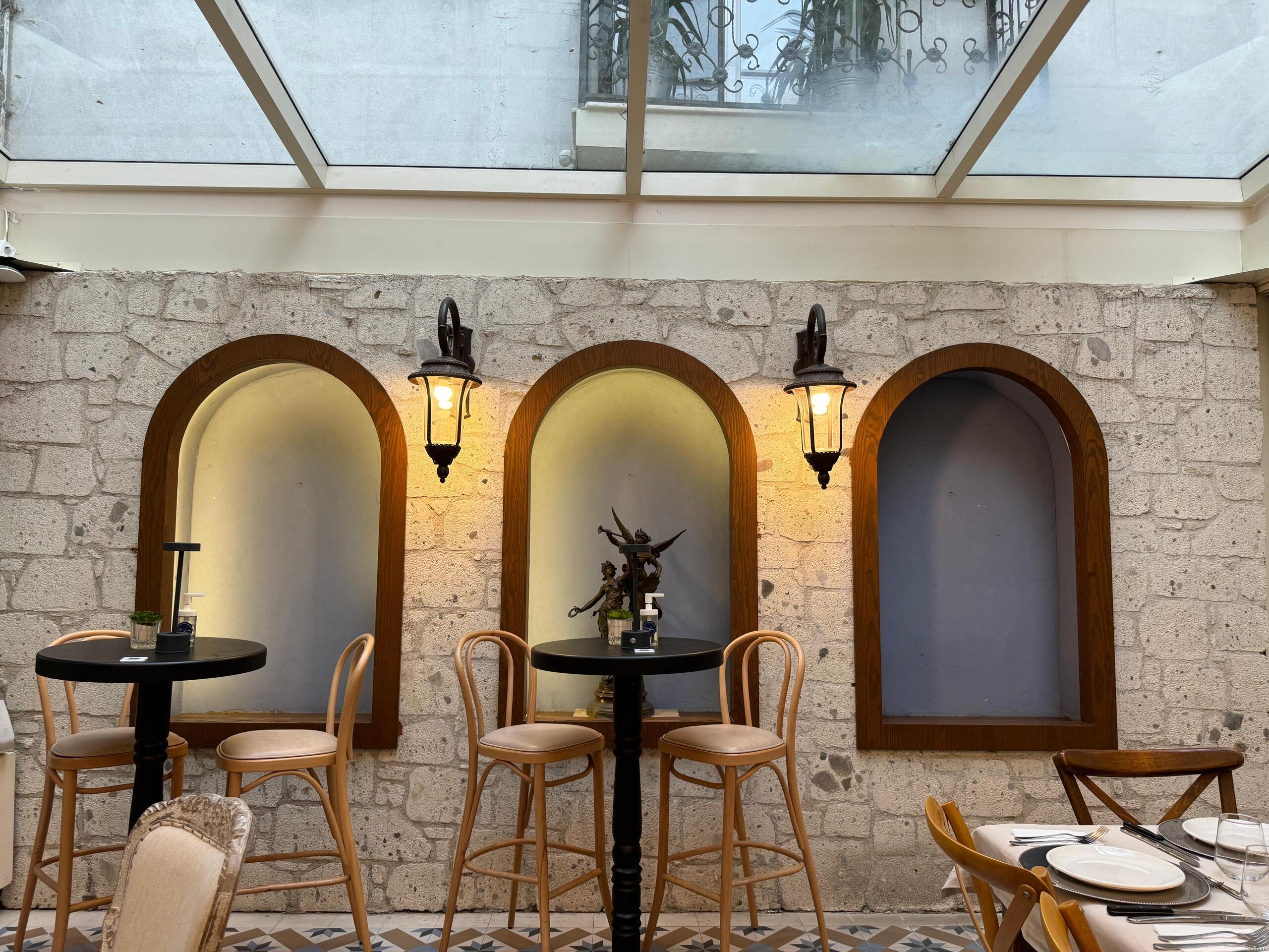 Courtyard - Gallery Image