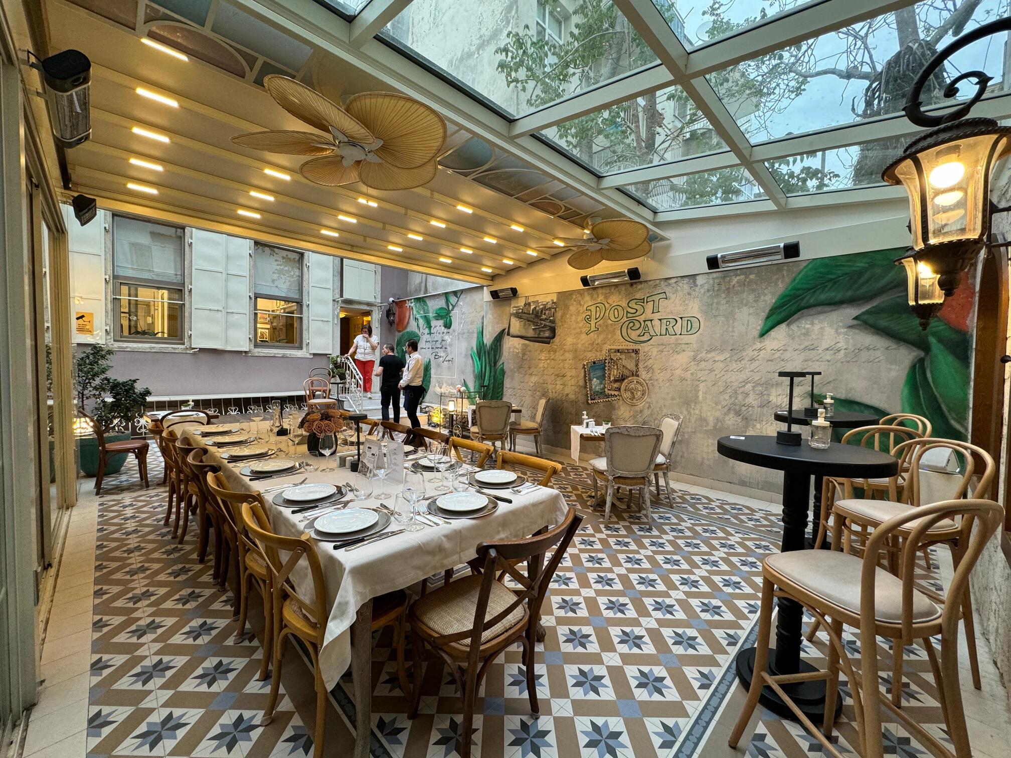 Courtyard - Gallery Image