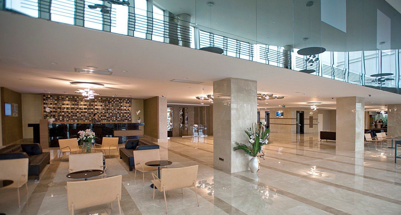 Buyukada Meeting Hall - Gallery Image