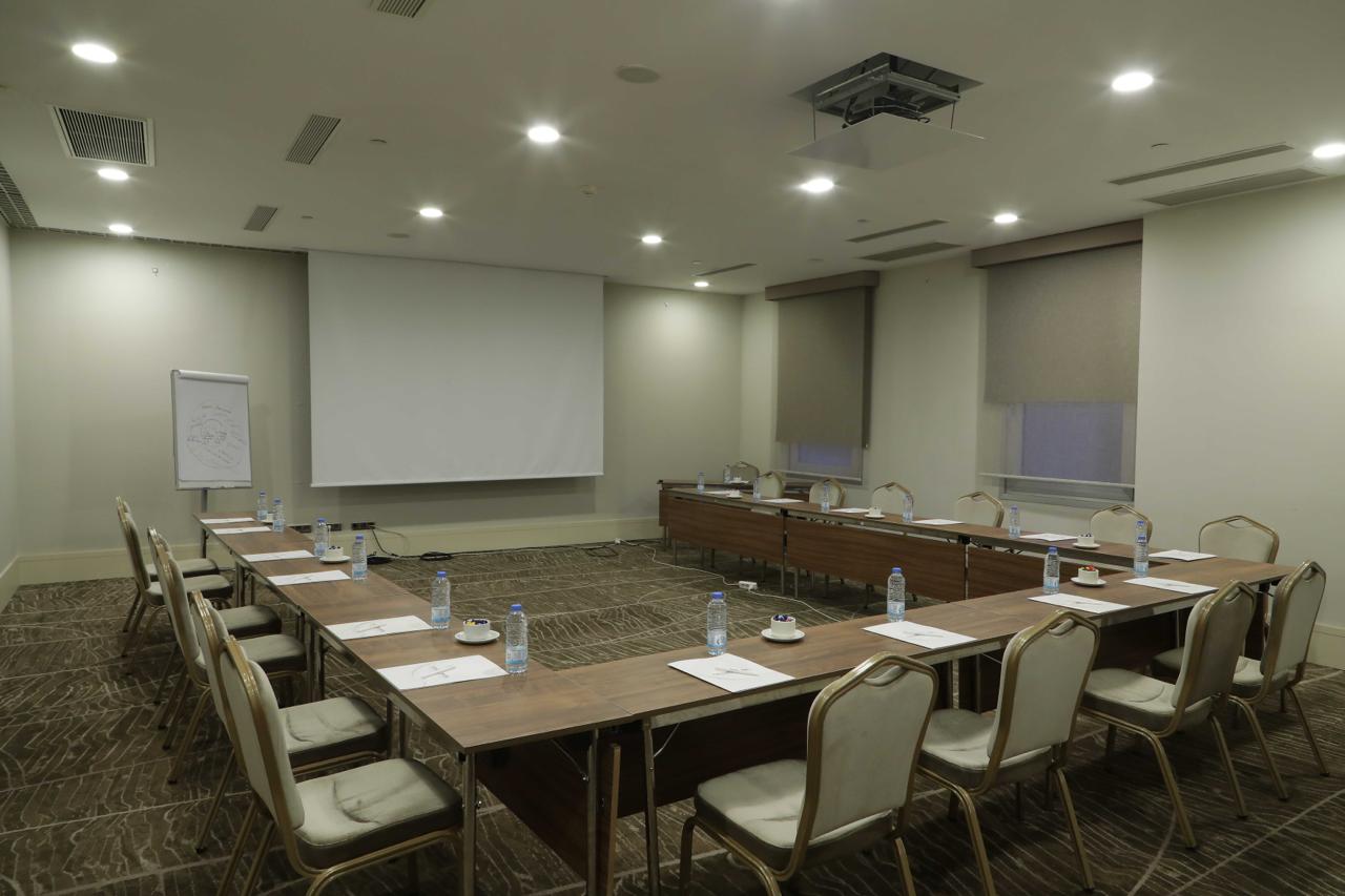 Burgazada Toplantı Salonu - Galeri Görseli