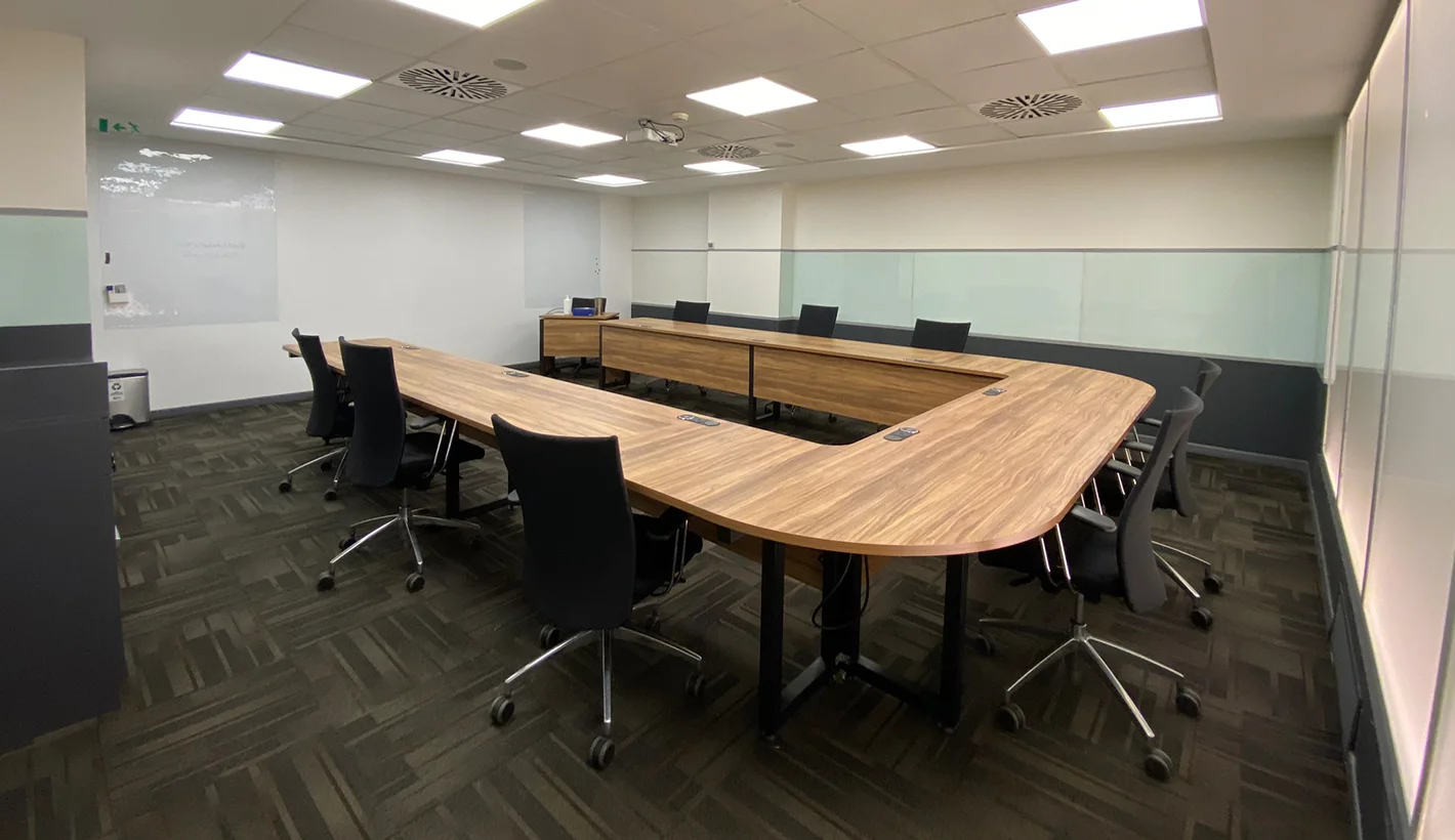 Ruby Meeting Room - Room Image