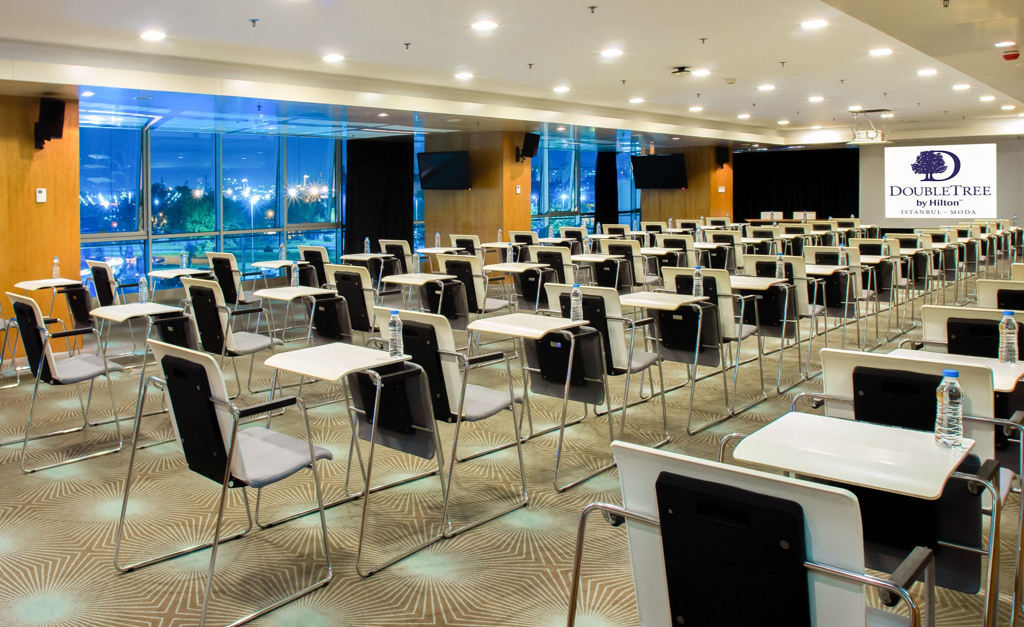 Ballroom 2 Daphne - Galeri Görseli