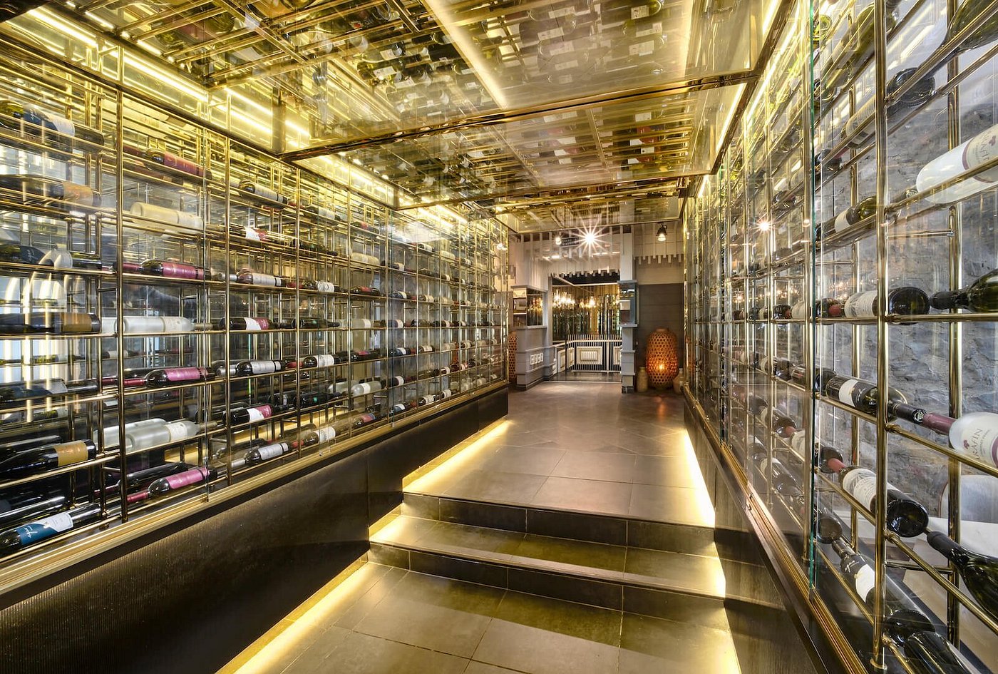 Cumba Salon - Gallery Image