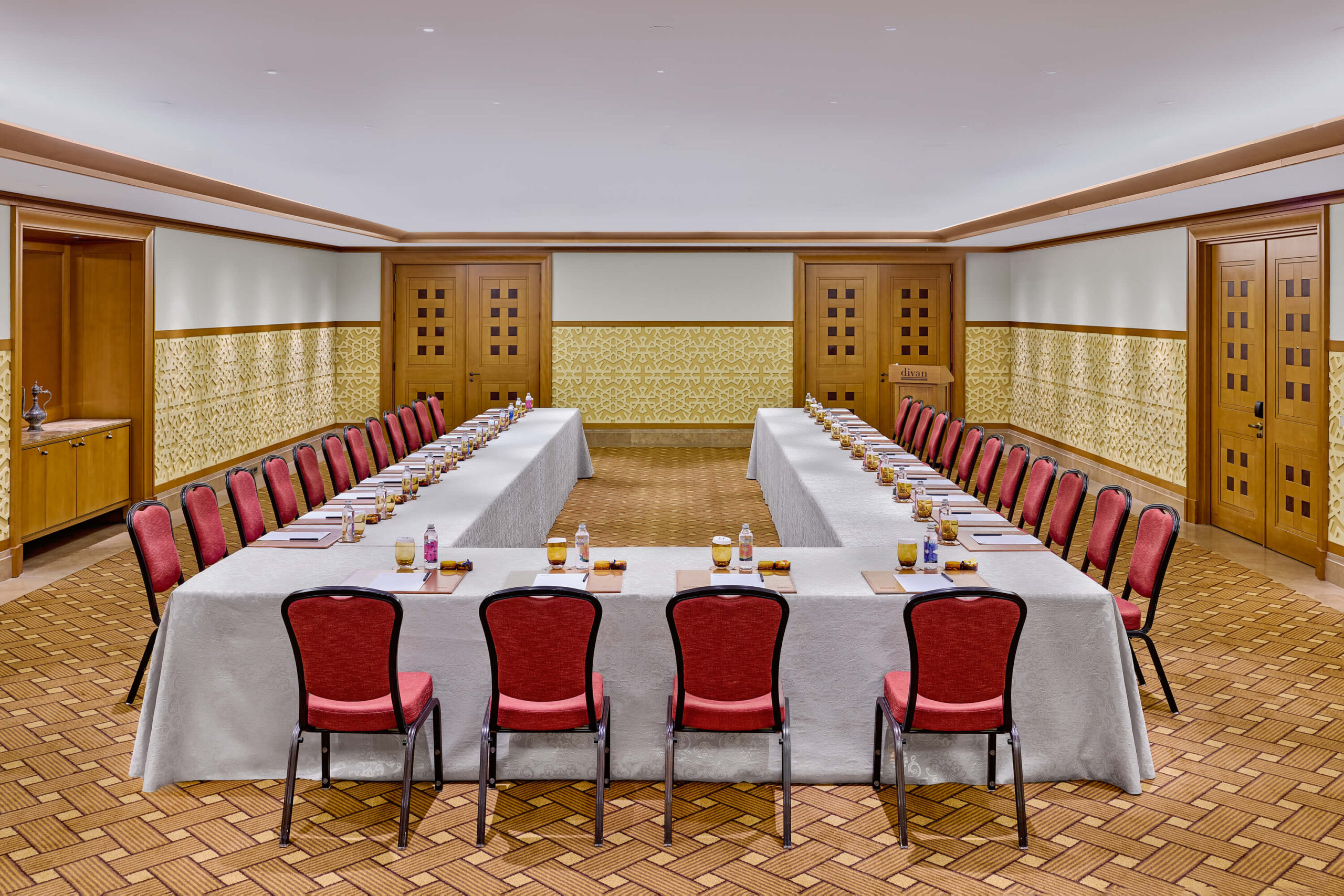 Assembly Hall I - Room Image