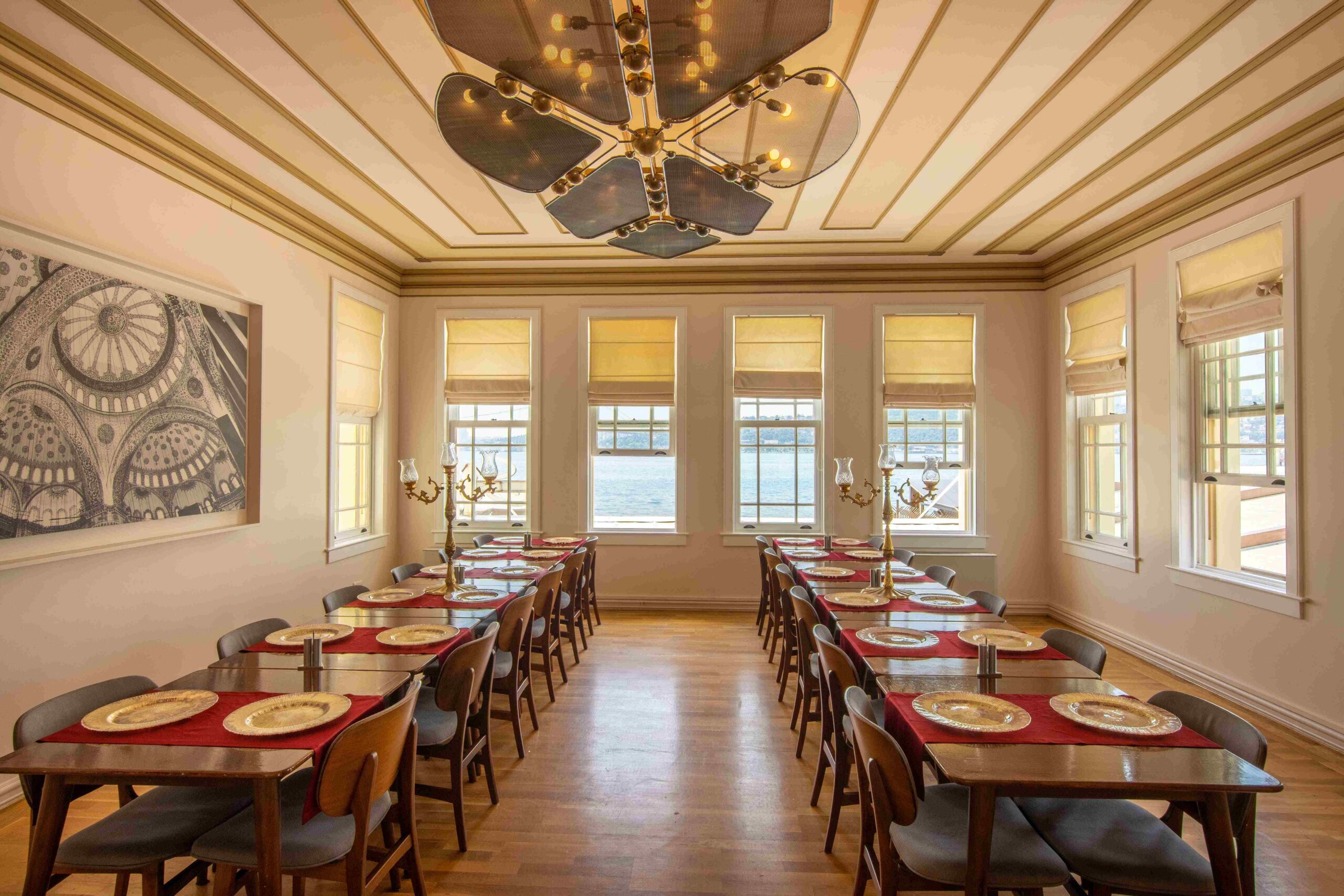 Esra Sultan Toplantı Odası - Oda Görseli