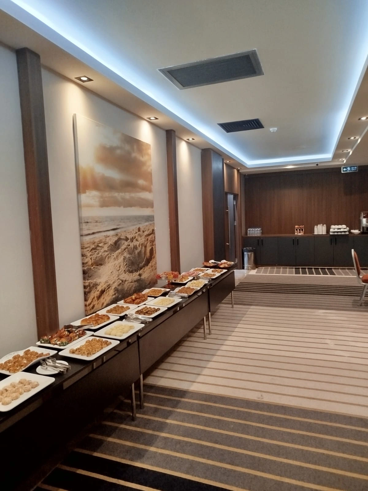 Marina Meeting Room - Gallery Image