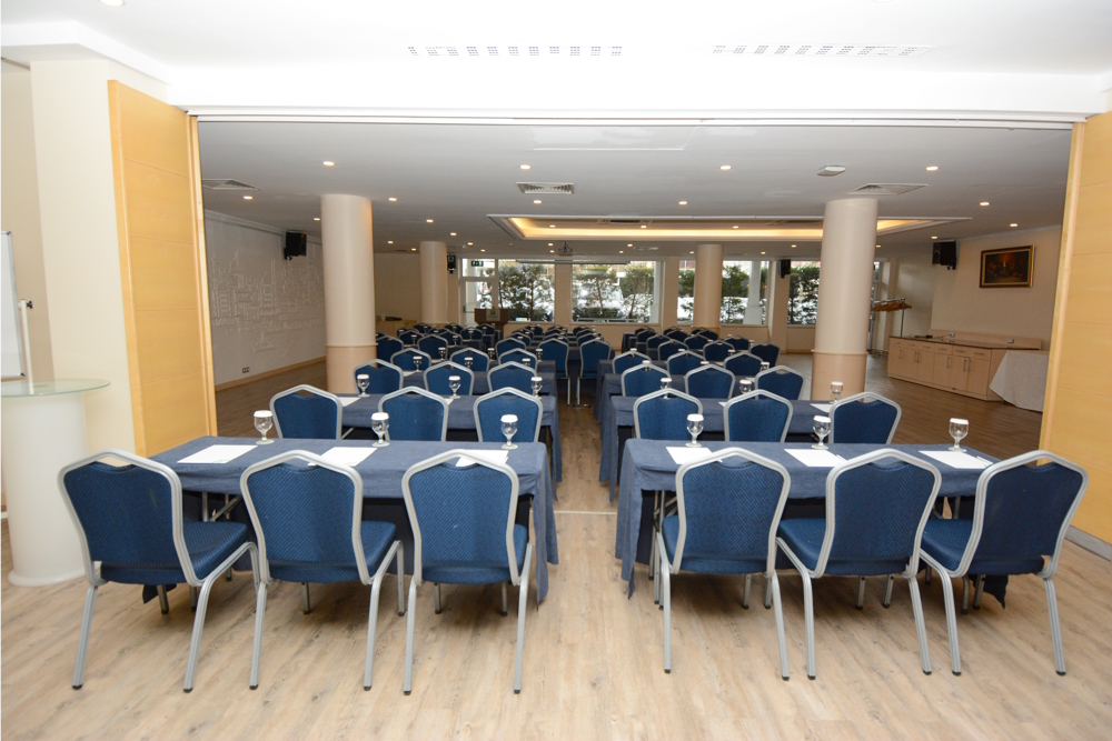 Alfa Meeting Room - Room Image