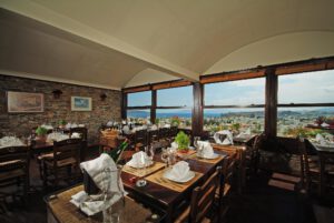 El Vino Hotel & Suites