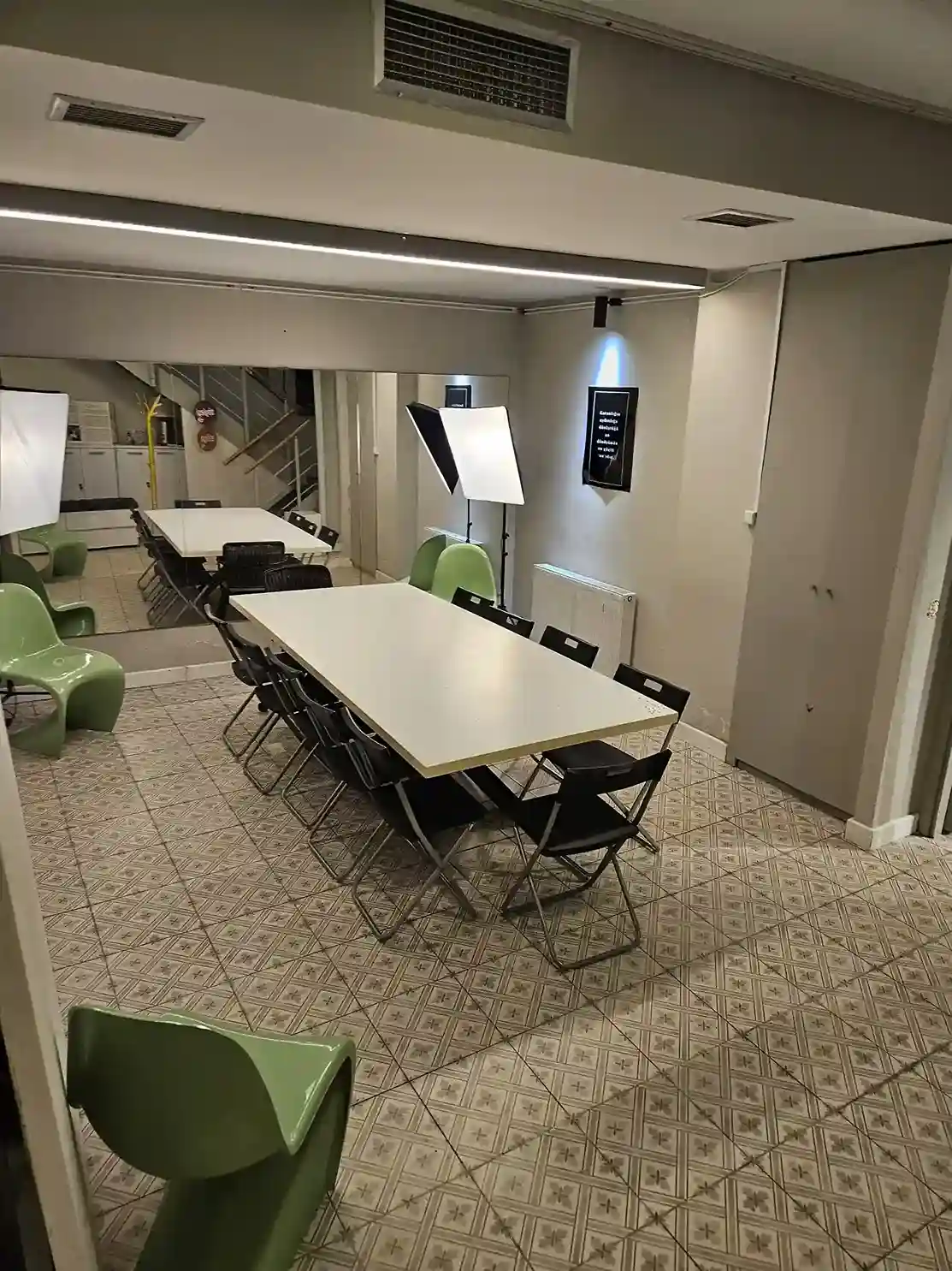 Kadıköy Salonu - Oda Görseli