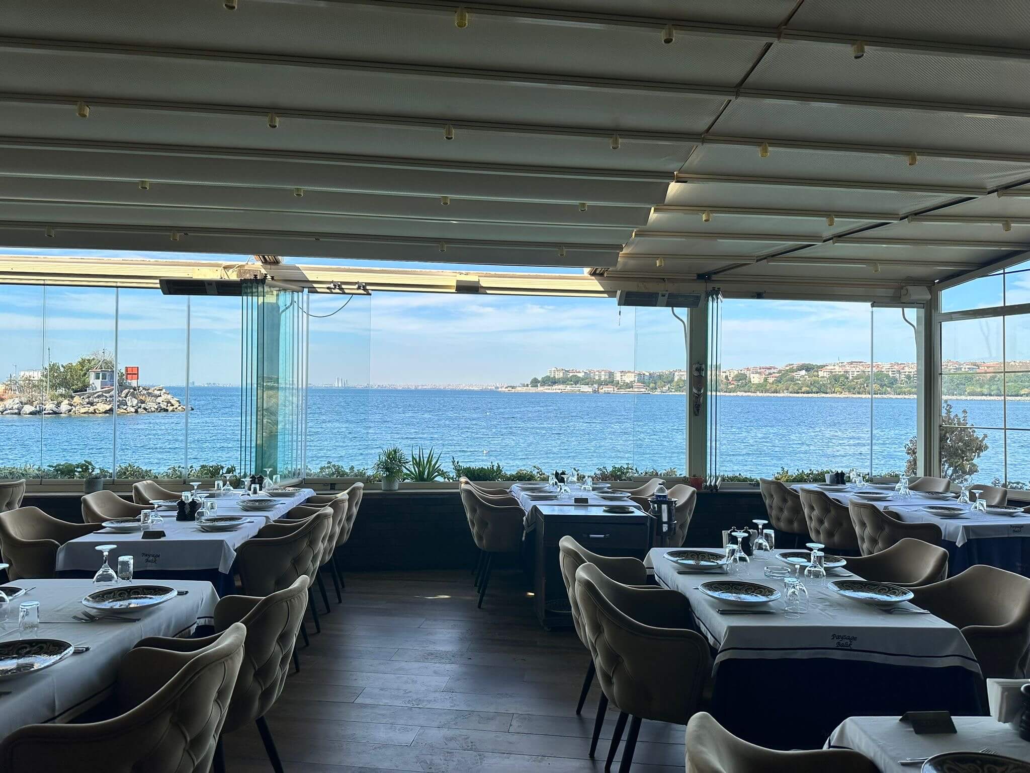 Hall II - Gallery Image