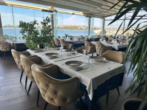 Kalamis Paysage Restaurant