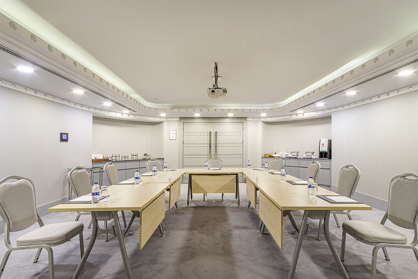 Küçükyalı Hall - Gallery Image