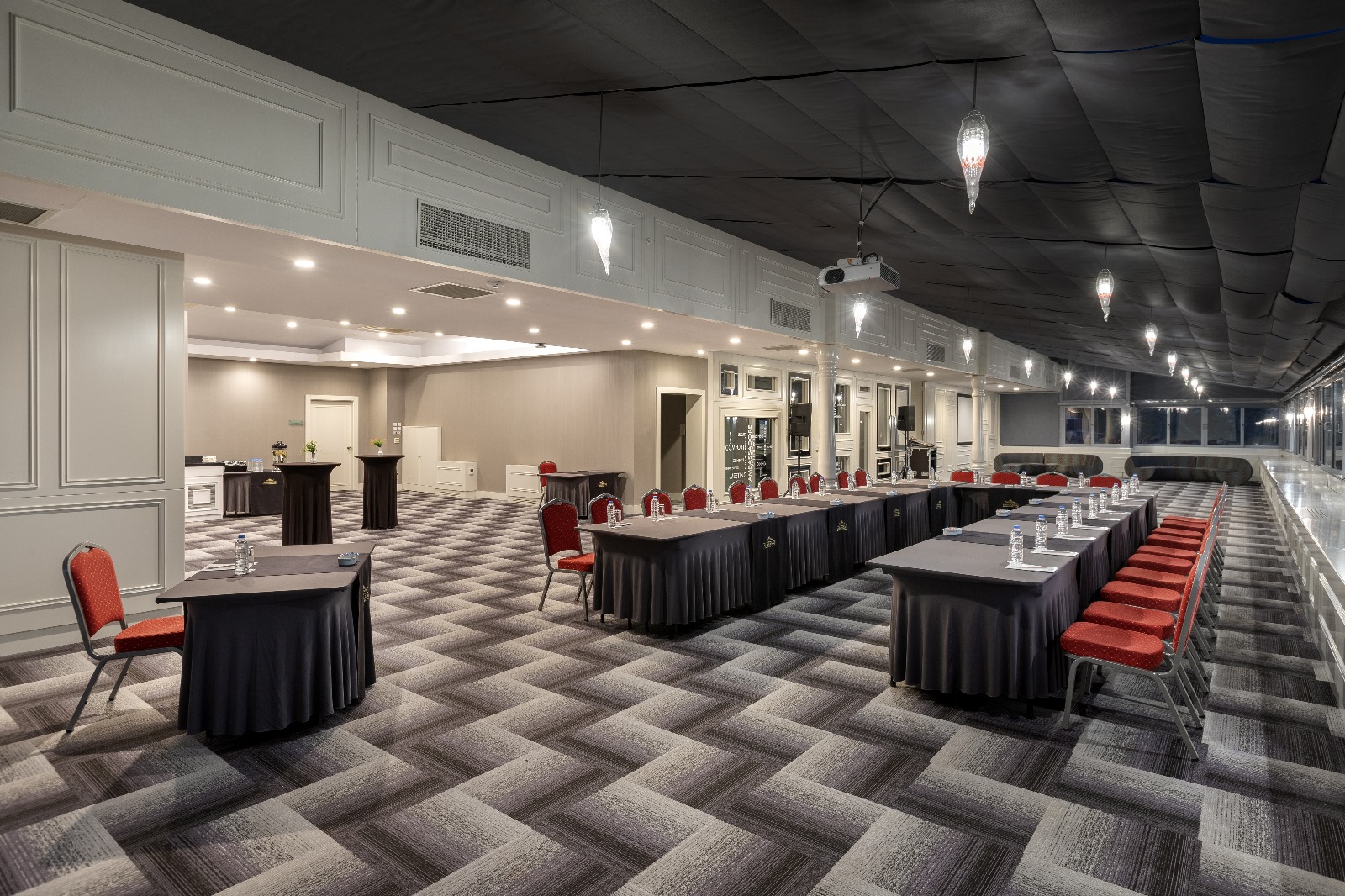 Lara Toplantı Salonu - Galeri Görseli