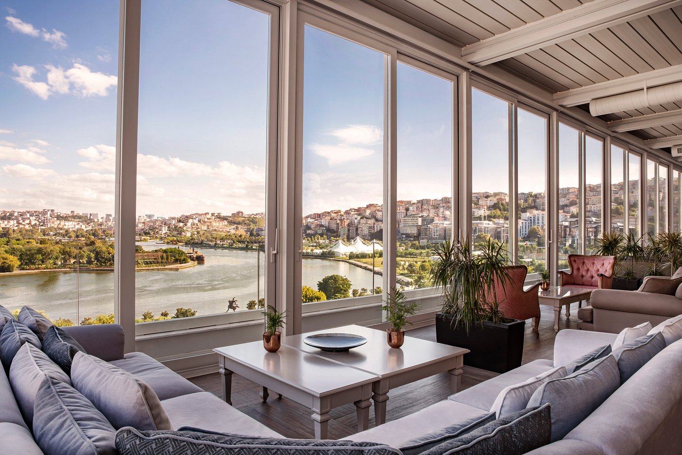 Moleni Toplantı Salonu - Galeri Görseli