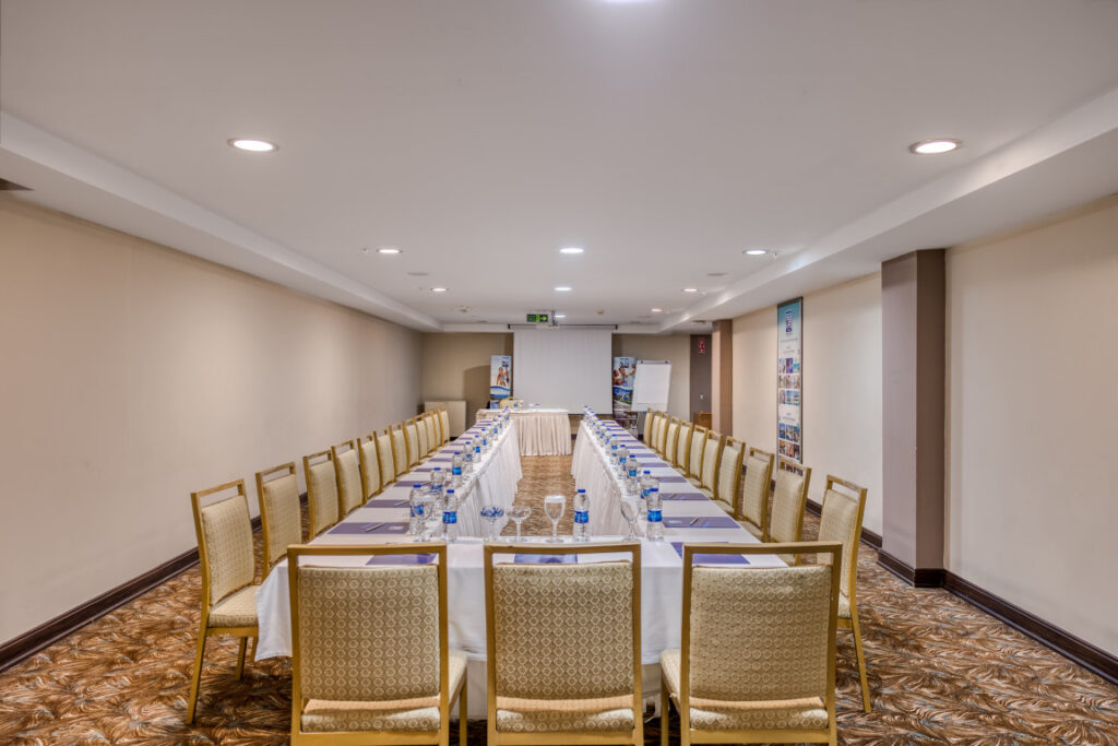 Lobby Life Meeting Room 