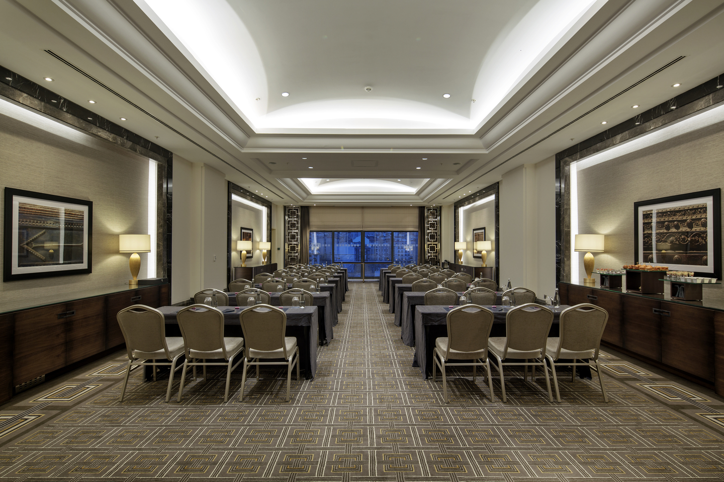 Meeting Room 4 - Oda Görseli