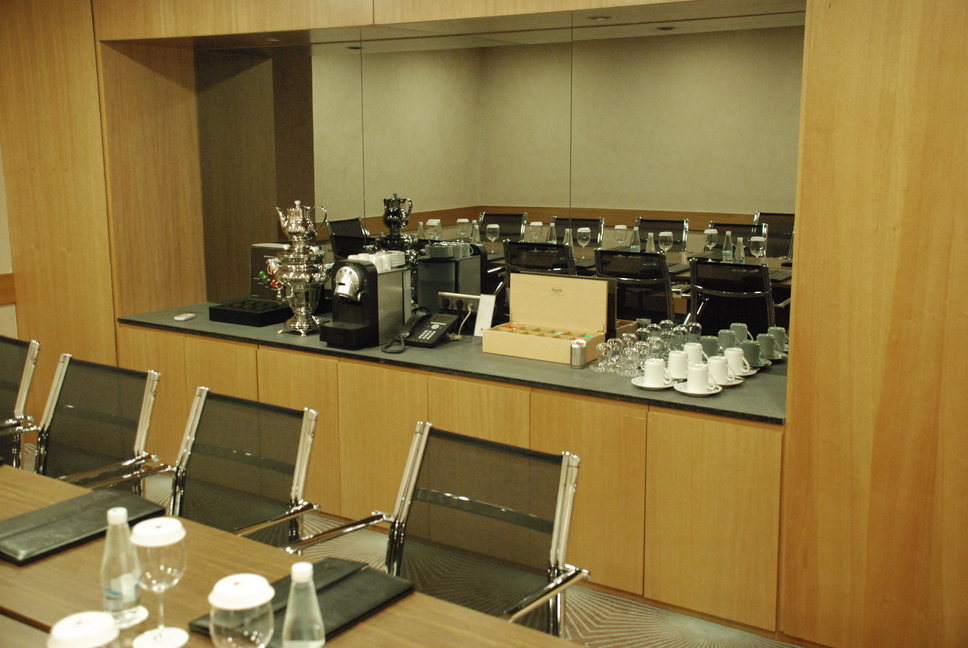 Board Room 1 Magnolia - Galeri Görseli