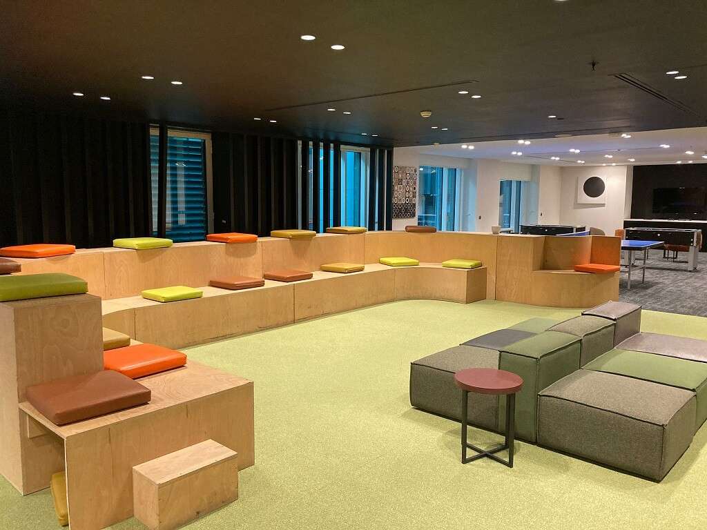 Chelsea Toplantı Odası - Galeri Görseli