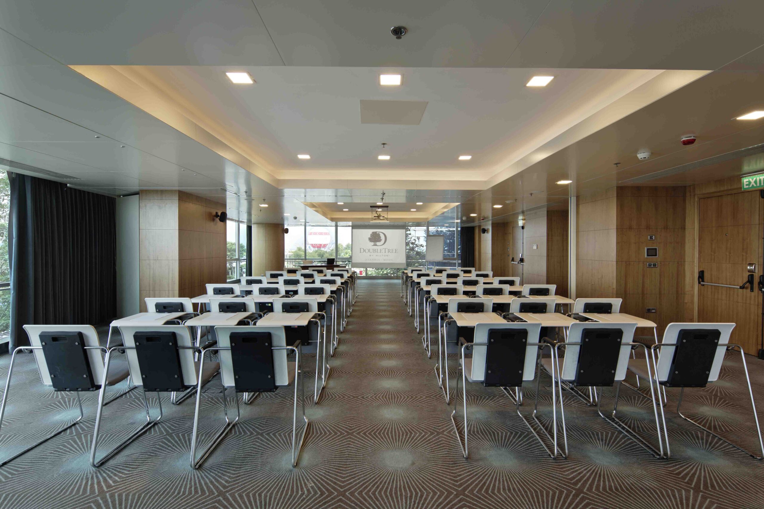 Ballroom 4 Mastic - Galeri Görseli