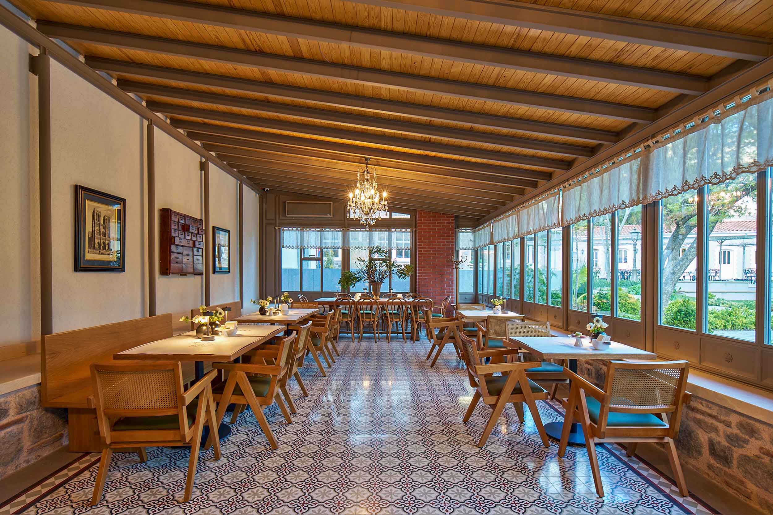 Restaurant İç Mekan - Galeri Görseli