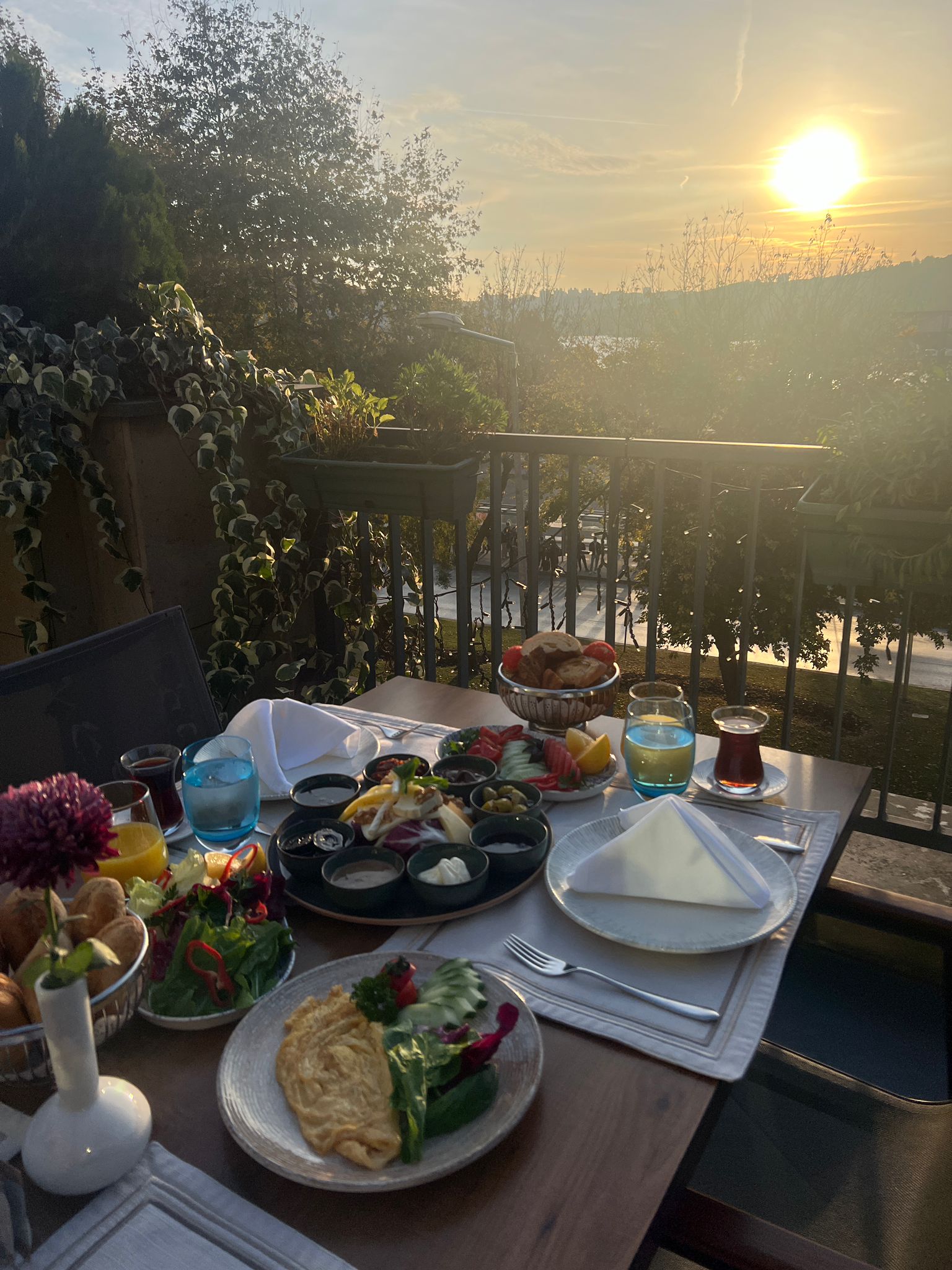 Menbat Cafe - Galeri Görseli