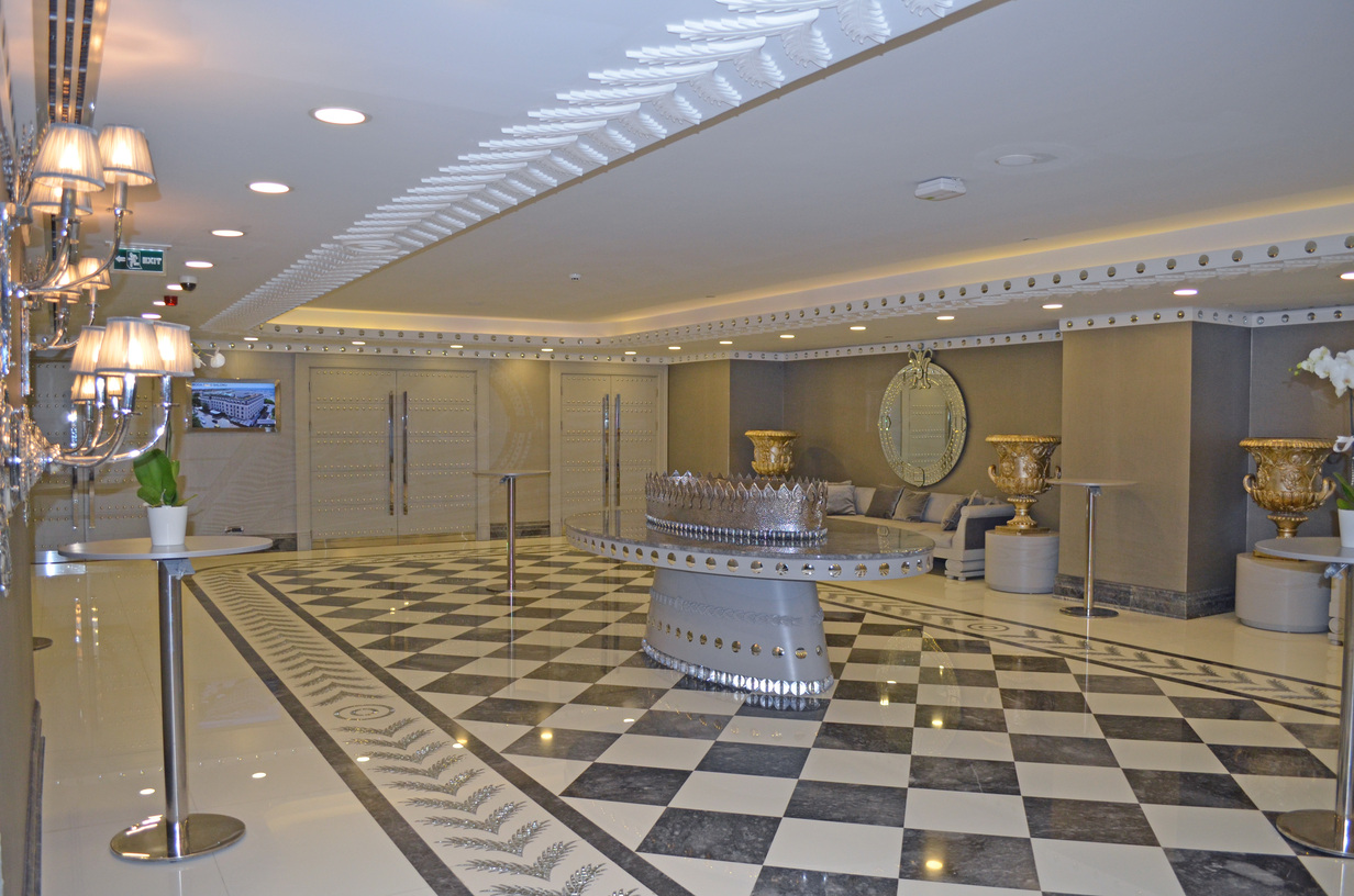 Moda 1 Hall - Gallery Image