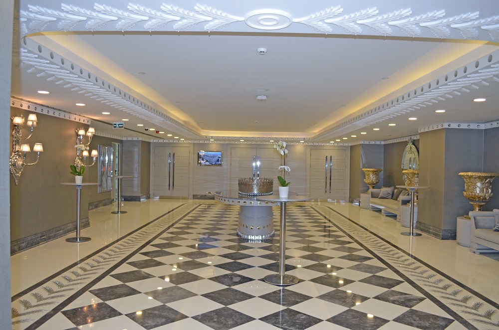 Fashion Salon - Gallery Image