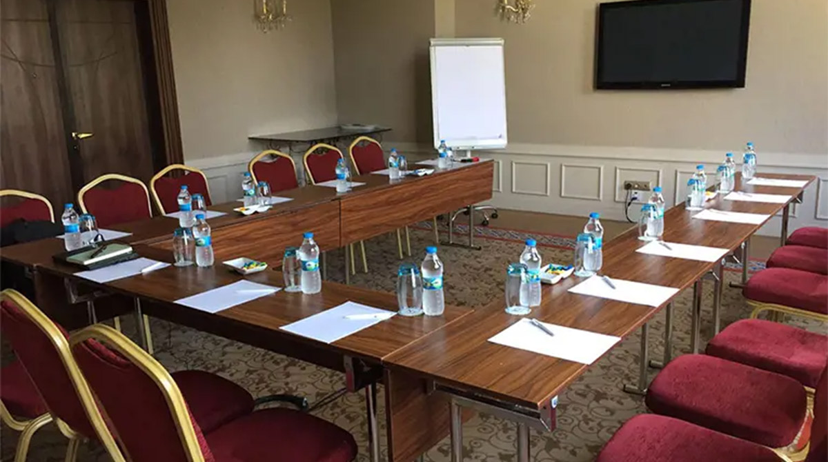 Fulya Meeting Room - Room Image