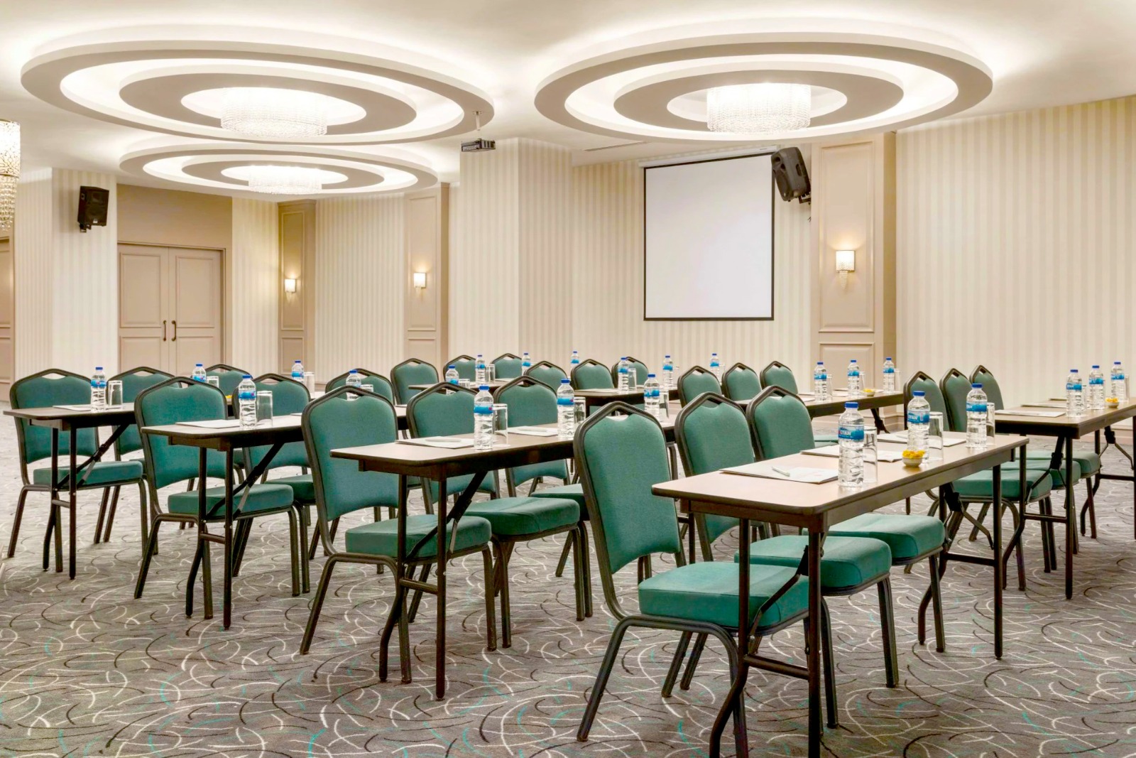 Nilüfer Hall - Room Image