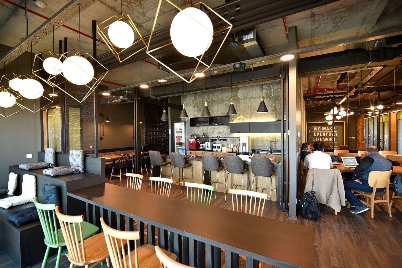 Plaza Cubes Palladium Tower Ataşehir