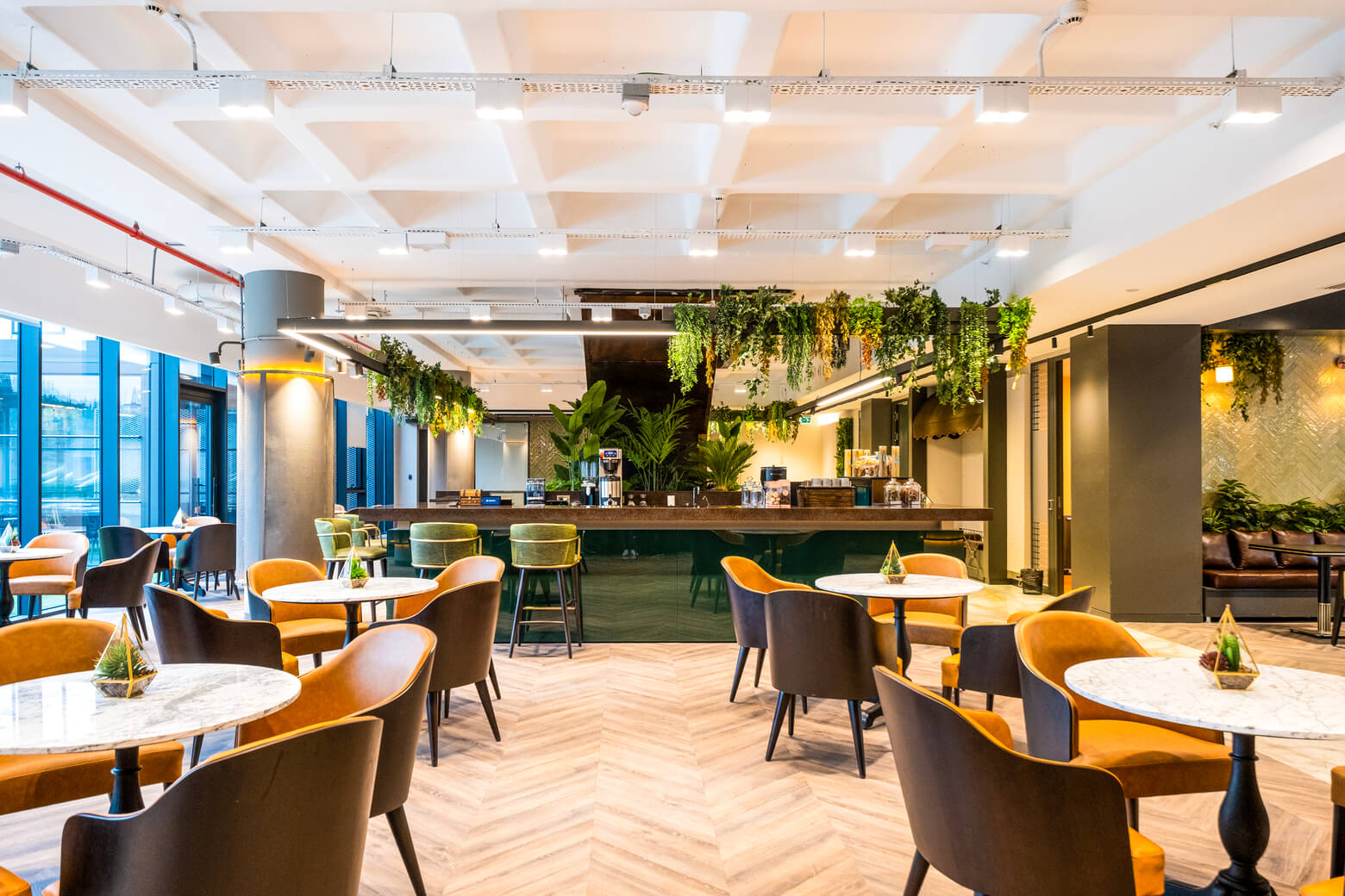 Cuba Lounge - Gallery Image