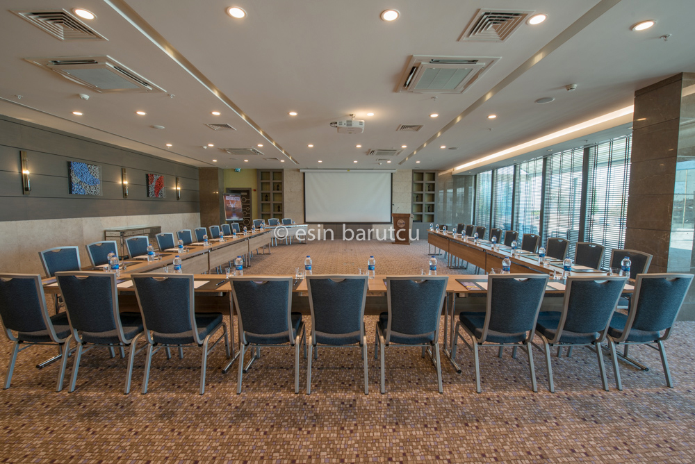 Terrace Meeting Room 1 - Room Image