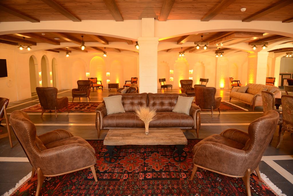 Babylon Hall - Gallery Image