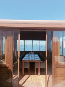 Rokethane Restaurant Cafe