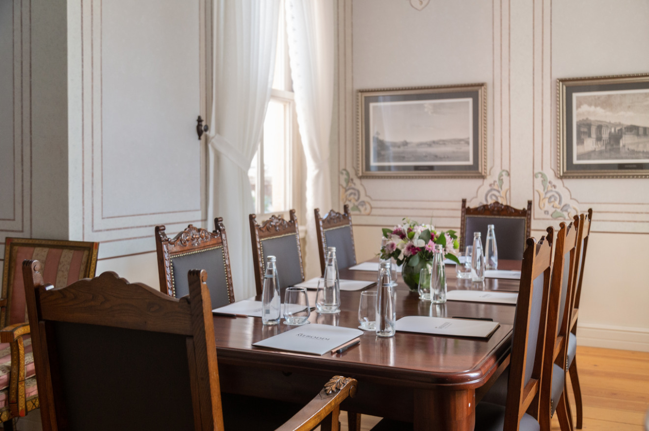 Samuel Barnathan Meeting room - Room Image